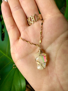 ♡one of one♡ raw opal necklace gold 🌈
