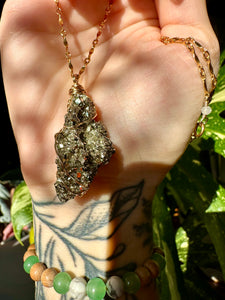 ♡*one of one*♡ raw pyrite nug necklace in gold ***