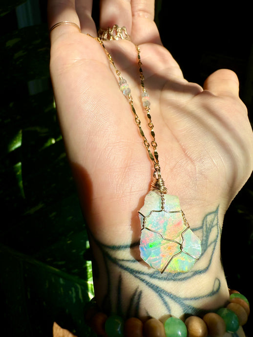 ♡one of one♡ iridescent raw opal necklace 14k gold