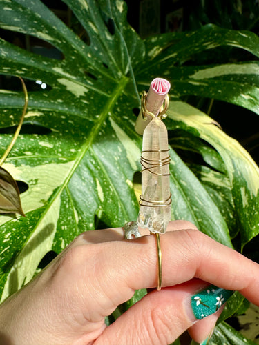 *one of one* raw quartz crystal point smoke ring ♡