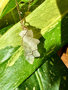 ♡one of one♡ raw quartz necklace 14k gold