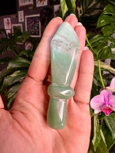 Load image into Gallery viewer, aventurine dagger