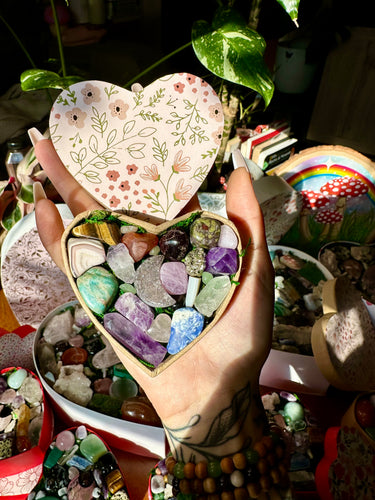 NEW mini crystal valentine 🌙