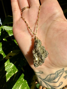♡*one of one*♡ raw pyrite nug necklace in gold ***