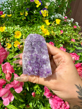 Load image into Gallery viewer, raw amethyst 💟 standing formation