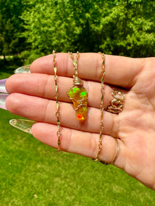 ♡*one of one*♡ raw opal gold necklace 💛