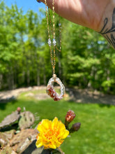 Load image into Gallery viewer, lil portal agate geode necklace