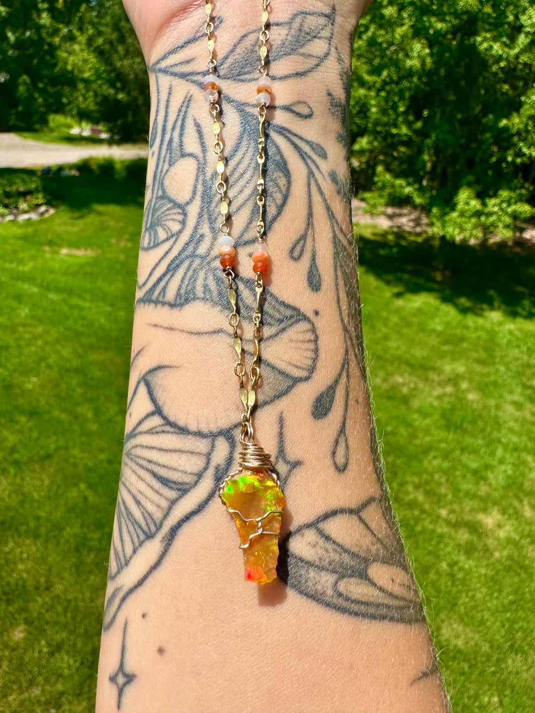 ♡*one of one*♡ raw opal gold necklace 💛