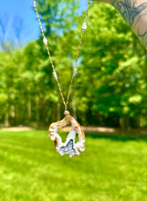 Load image into Gallery viewer, intuitive portal agate geode necklace