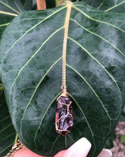 Load image into Gallery viewer, Nessa Raw Garnet Necklace