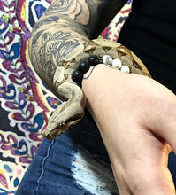 Load image into Gallery viewer, balance howlite &amp; lava bracelet