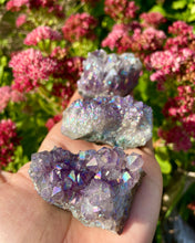 Load image into Gallery viewer, angel aura amethyst druzy