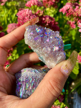 Load image into Gallery viewer, angel aura amethyst druzy