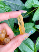 Load image into Gallery viewer, golden healer quartz mini tower