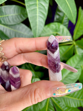 Load image into Gallery viewer, chevron amethyst mini tower