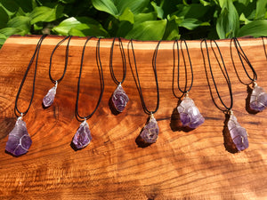 classic stoned crystal necklace