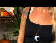 Load image into Gallery viewer, grand opalite moon necklace