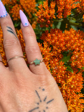 Load image into Gallery viewer, lil star aventurine crystal ring