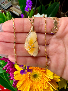grand golden raw opal necklace 🌞