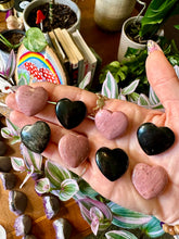 Load image into Gallery viewer, little crystal heart