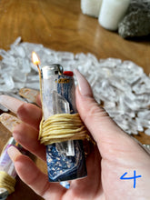 Load image into Gallery viewer, quartz crystal hemp wrapped lighter with marbled details