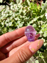 Load image into Gallery viewer, amethyst mini crystal skull