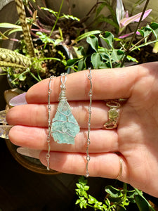 raw aquamarine necklace