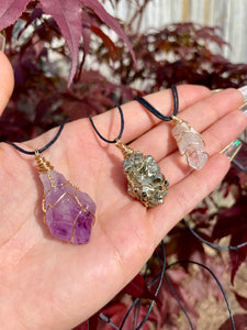 classic stoned crystal necklace