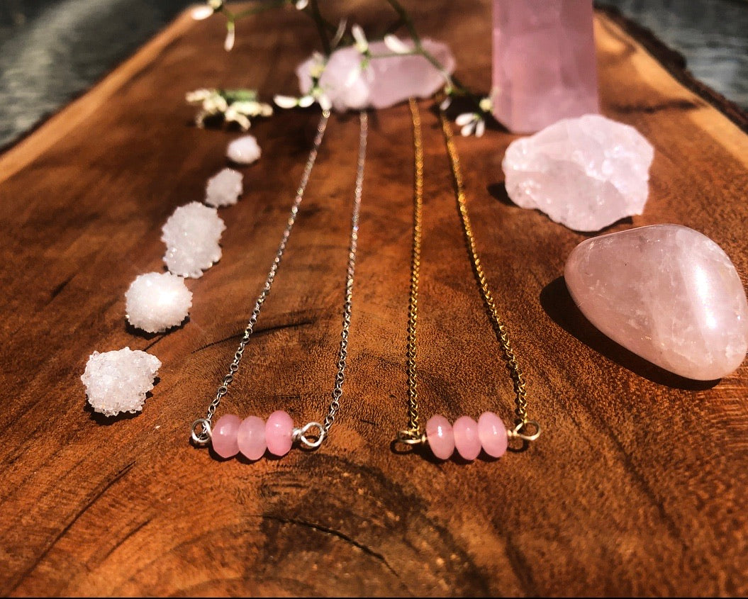 rose quartz bar necklace