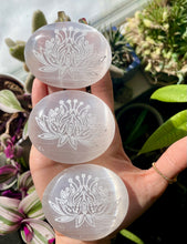 Load image into Gallery viewer, engraved lotus selenite palm stone