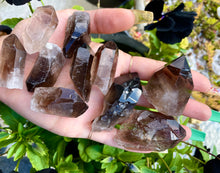 Load image into Gallery viewer, raw smoky quartz point
