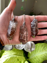 Load image into Gallery viewer, crystal tea infuser