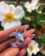 Load image into Gallery viewer, angel aura quartz mini moon necklace