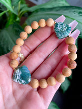 Load image into Gallery viewer, palm leaf tree agate wood bracelet