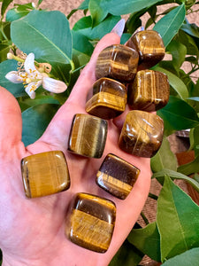 tiger’s eye crystal cube