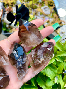 raw smoky quartz point