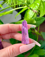 Load image into Gallery viewer, amethyst mini tower