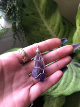 Load image into Gallery viewer, amethyst in sterling silver